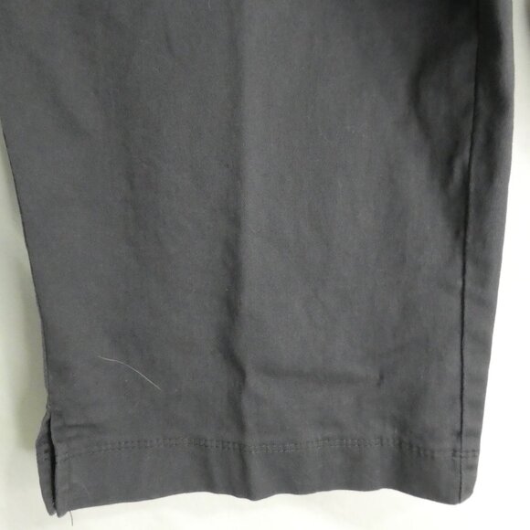 CROFT & BARROW | Stretch | large | Dark Grey Long Shorts | Stretchy Waistband - Picture 8 of 16
